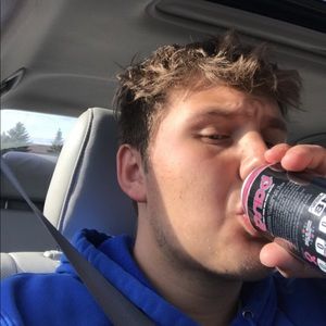 Meet your Posher, Phillip